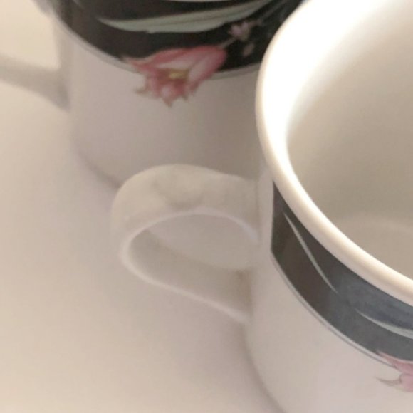 Vintage 80s China Pearl Stoneware Black Pink Floral Pattern Coffee Mugs Set of 4 - Picture 3 of 6